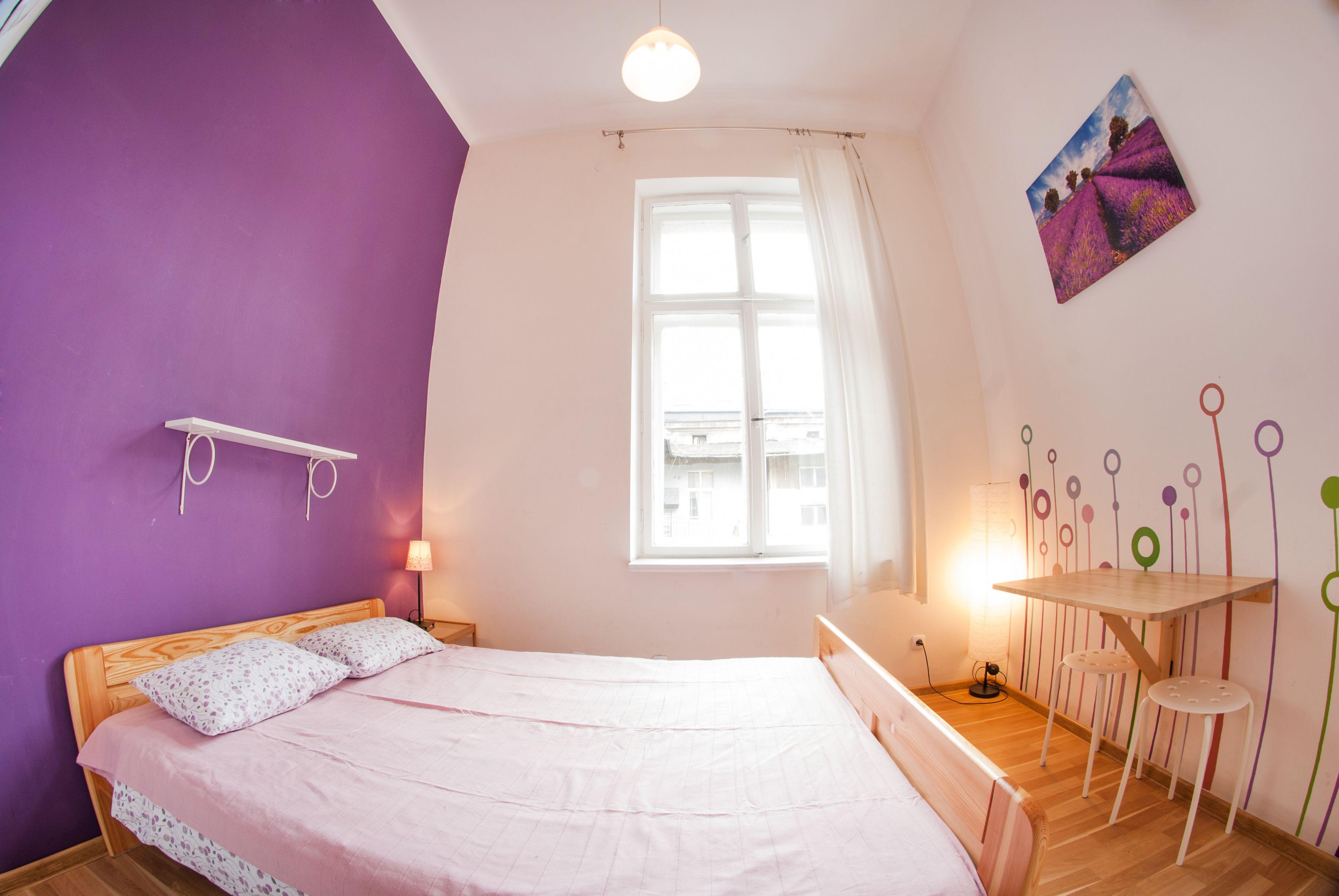 Dizzy Daisy Hostel — Photos 1